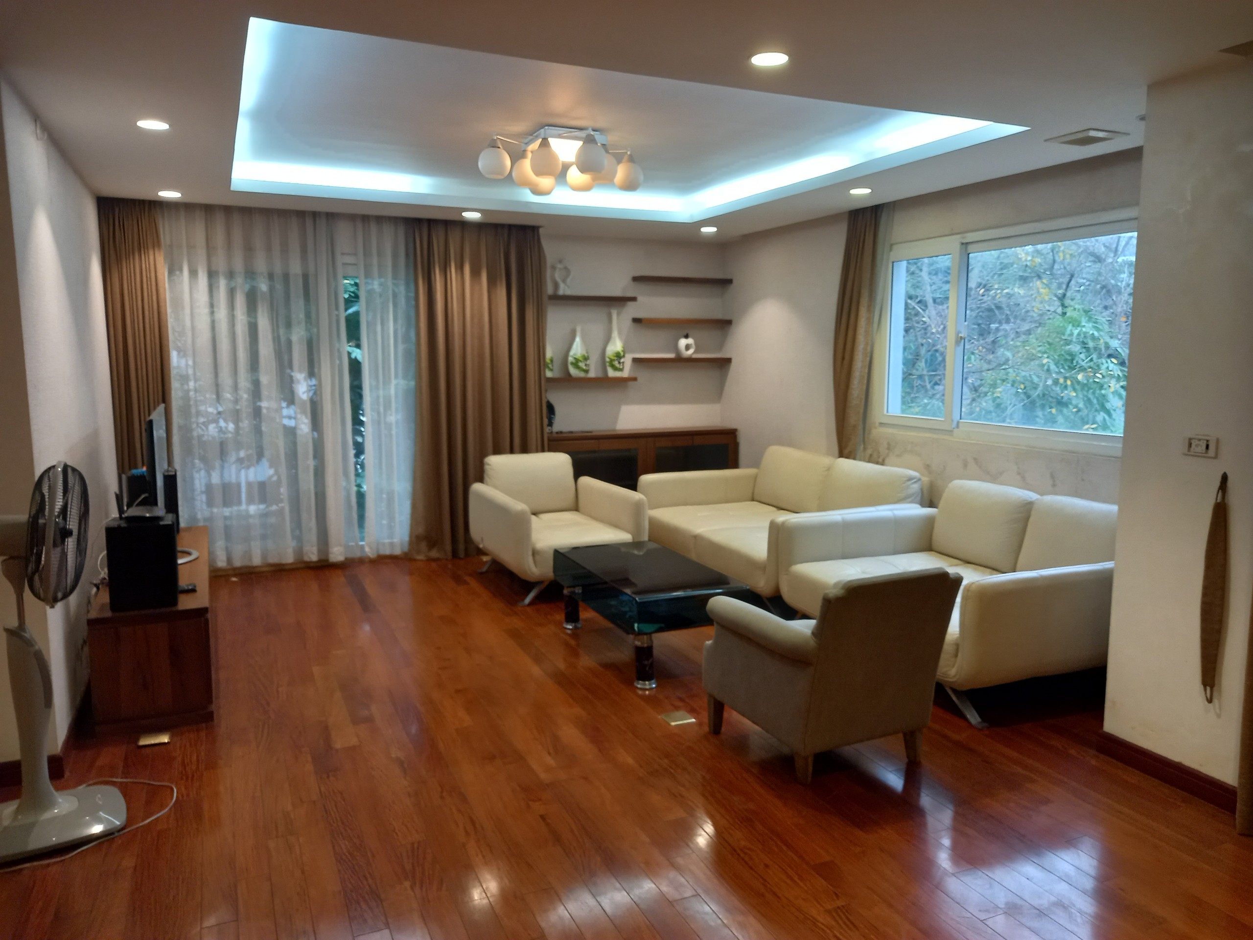 BÁN CĂN BIỆT THỰ SÂN VƯỜN 384M2, FULL ĐỒ BÊN VƯỜN MAI ECOPARK, VĂN GIANG ,HƯNG YÊN 2