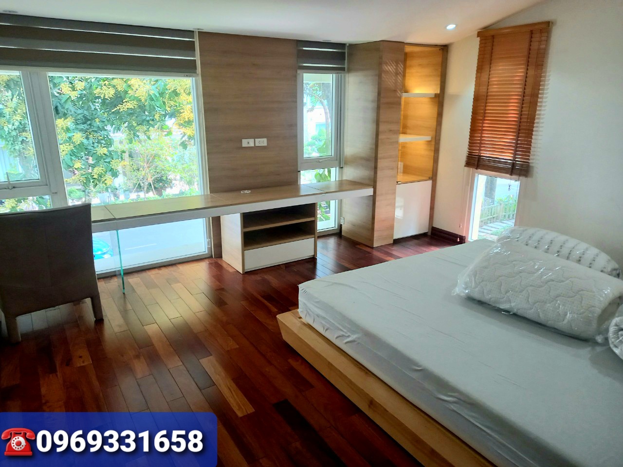 BÁN CĂN BIỆT THỰ SONG LẬP 168m2,3PN,FULL ĐỒ BÊN VƯỜN TÙNG ECOPARK 6