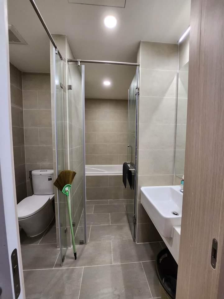 Bán căn hộ nội thất đẹp tại tòa park 69m 2 phòng ngủ 8