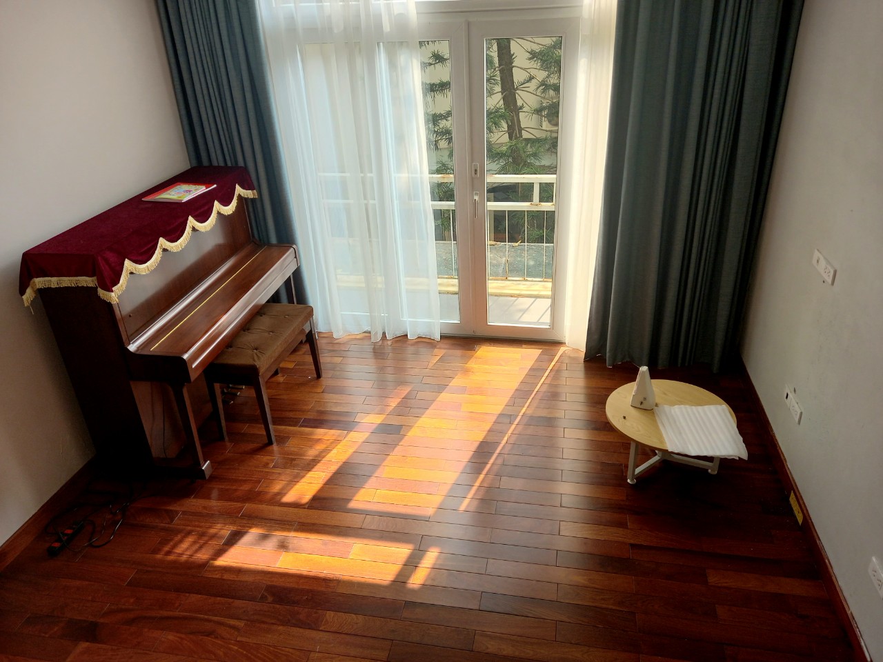 biệt thự 162m2,3pn,đủ đồ bên vườn tùng ecopark, hưng yên cho thuê 5