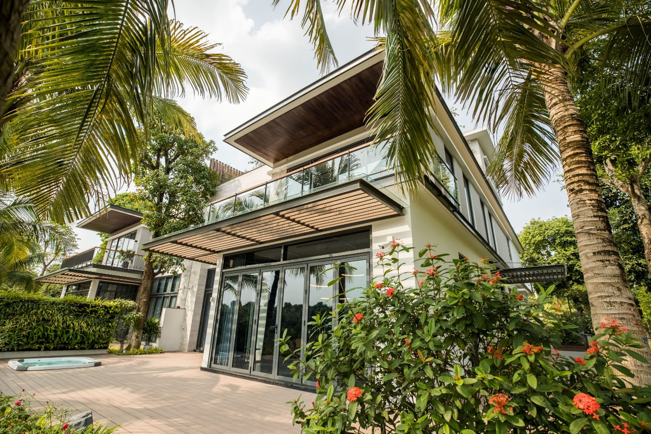 Biệt thự bàn giao thô 300m2 bên đảo ecopark cần bán 1