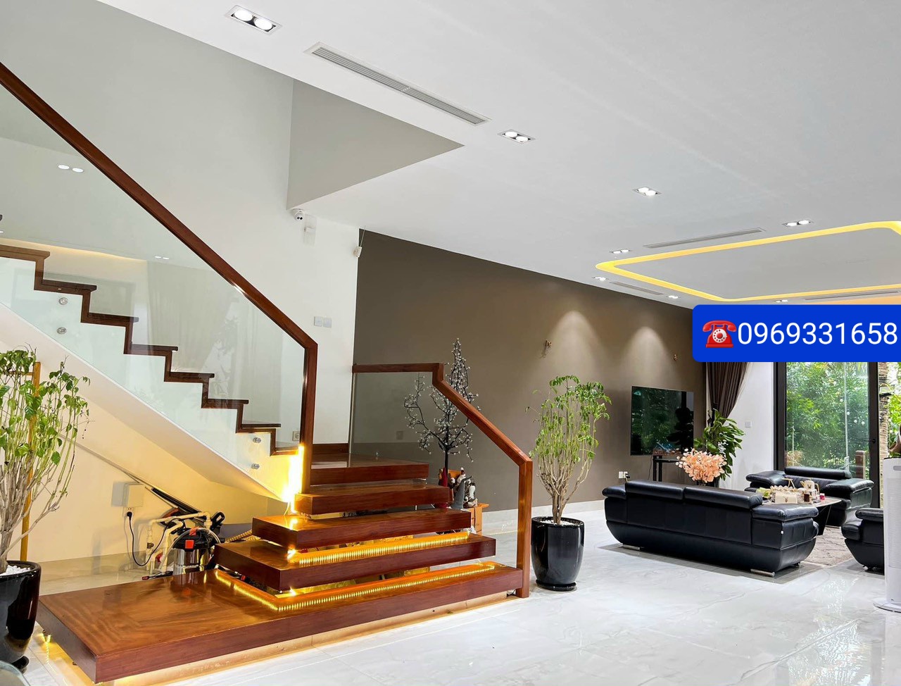 BIỆT THỰ ĐẢO 270M2,3PN,4WC,FULL ĐỒ BÊN ECOPARK CẦN CHO THUÊ 1