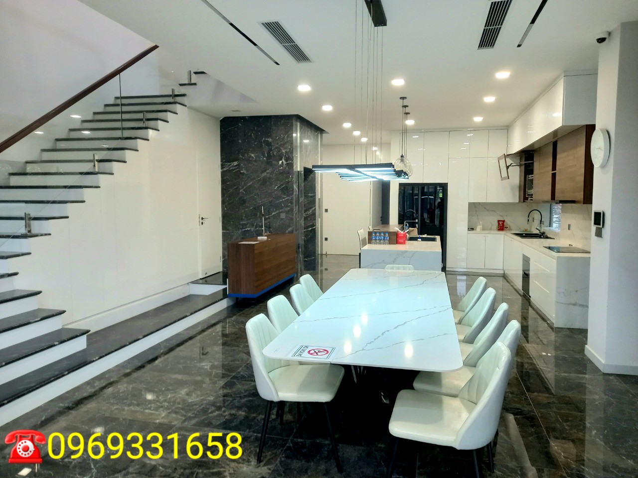 BIỆT THỰ ĐẢO 300M2,4PN,ĐỦ ĐỒ BÊN ECOPARK,HƯNG YÊN CHO THUÊ 3
