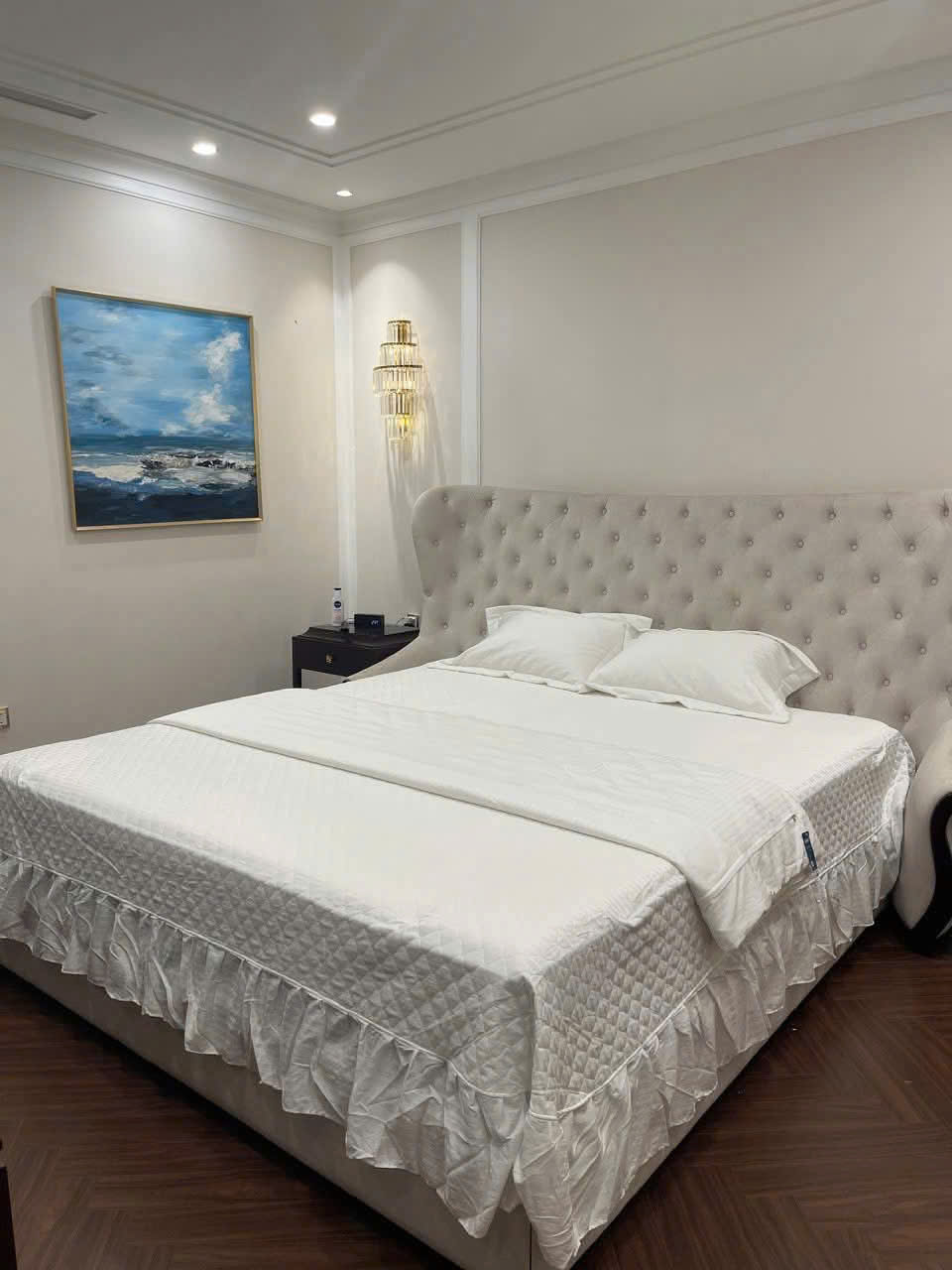 Biệt thự song lập Vinhomes Riverside 200m2, 5 phòng ngủ,đủ đồ cần cho thuê 9