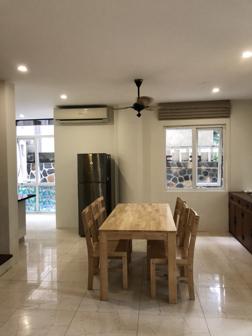 Biệt thự Vườn Tùng đầy đủ nội thất cho thuê 2