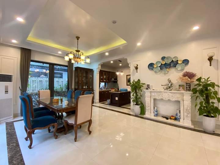 CẦN BÁN CĂN BIỆT THỰ 189M2,4PN,ĐỦ ĐỒ BÊN PARKRIVER ECOPARK, HƯNG YÊN 1