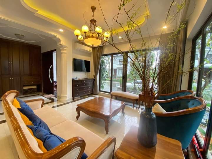 CẦN BÁN CĂN BIỆT THỰ 189M2,4PN,ĐỦ ĐỒ BÊN PARKRIVER ECOPARK, HƯNG YÊN 2