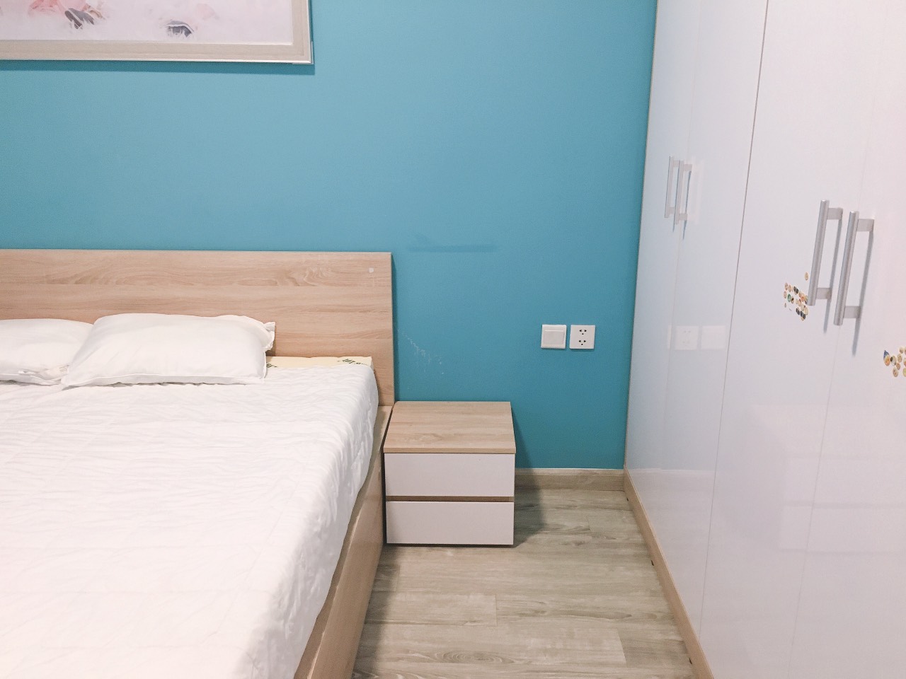 CẦN BÁN CĂN HỘ 58M2,2PN,ĐỦ ĐỒ BÊN TÒA LAKE2 ECOPARK 4