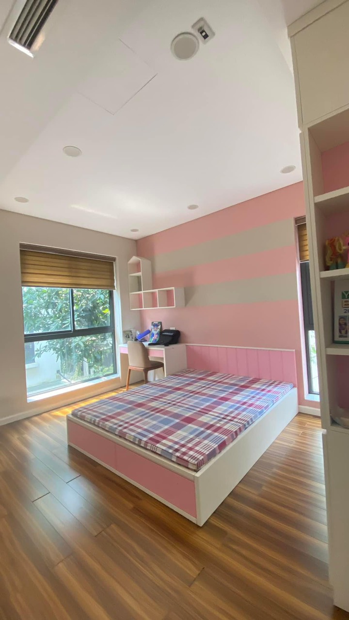 CẦN BÁN NHANH CĂN BIỆT THỰ ĐỦ ĐỒ ĐẸP BÊN MIMOSA ECOPARK 4