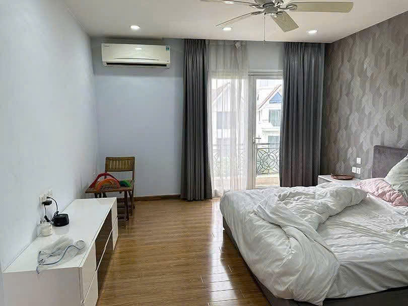 Căn biệt thự đơn lập 4 phòng ngủ, đầy đủ đồ,view sông bên Vinhomes riverside long biên cho thuê 7