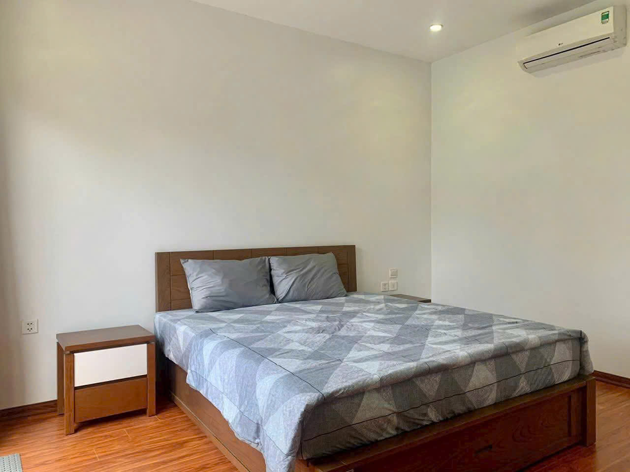 Căn Biệt Thự song lập 4 phòng ngủ, đầy đủ đồ đẹp,view sông cần cho thuê 10