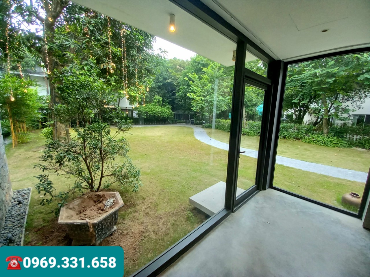 Cần cho thuê biệt thự 1000m2 tại khu đô thị Ecopark 2