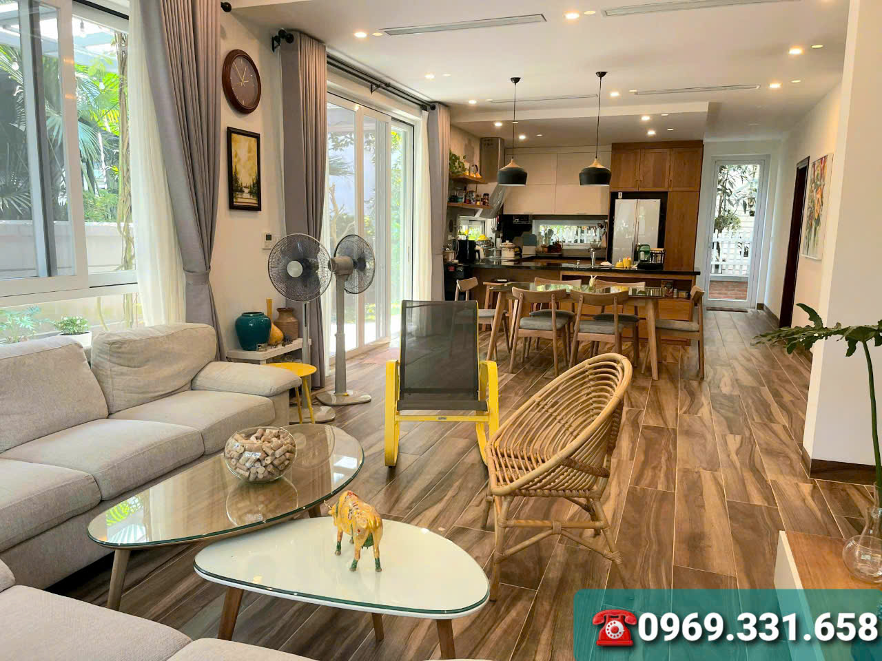 Cần cho thuê căn Biệt thự song lập đầy đủ đồ đẹp bên Mimosa Ecopark 1