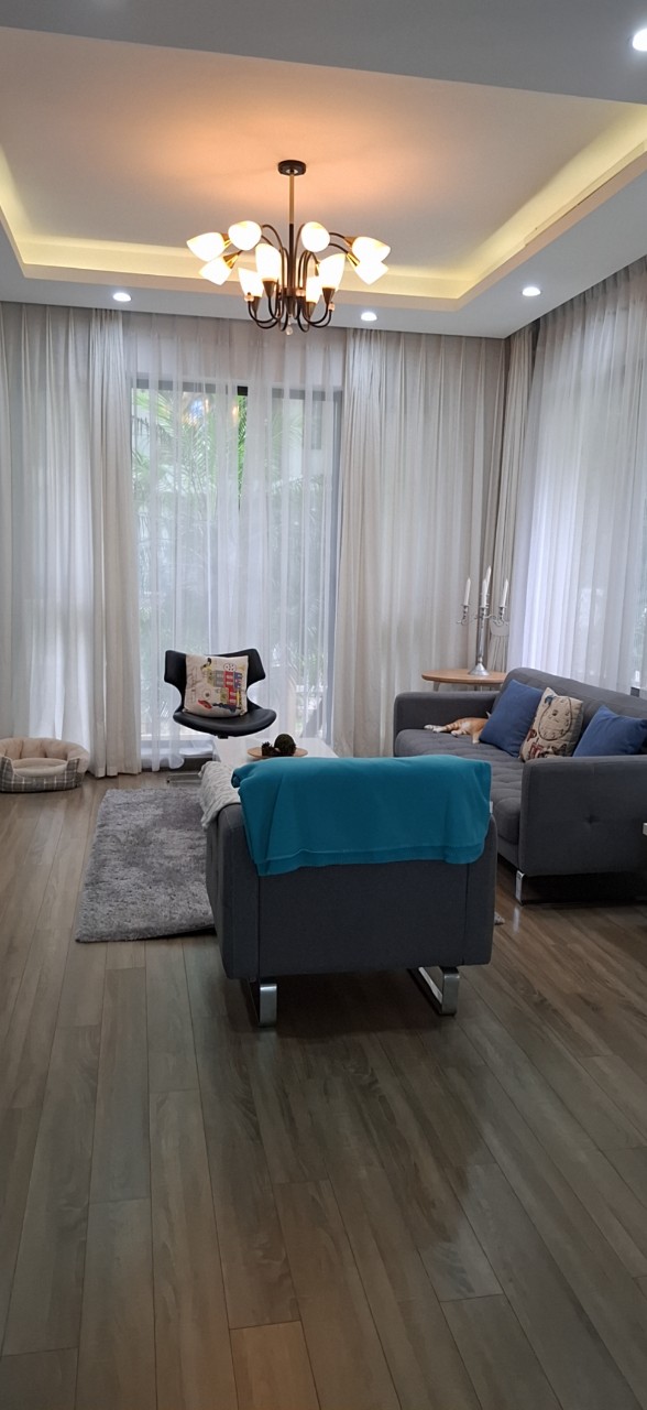 CẦN CHO THUÊ CĂN BIỆT THỰ SONG LẬP ĐỦ ĐỒ BÊN MIMOSA ECOPARK 6