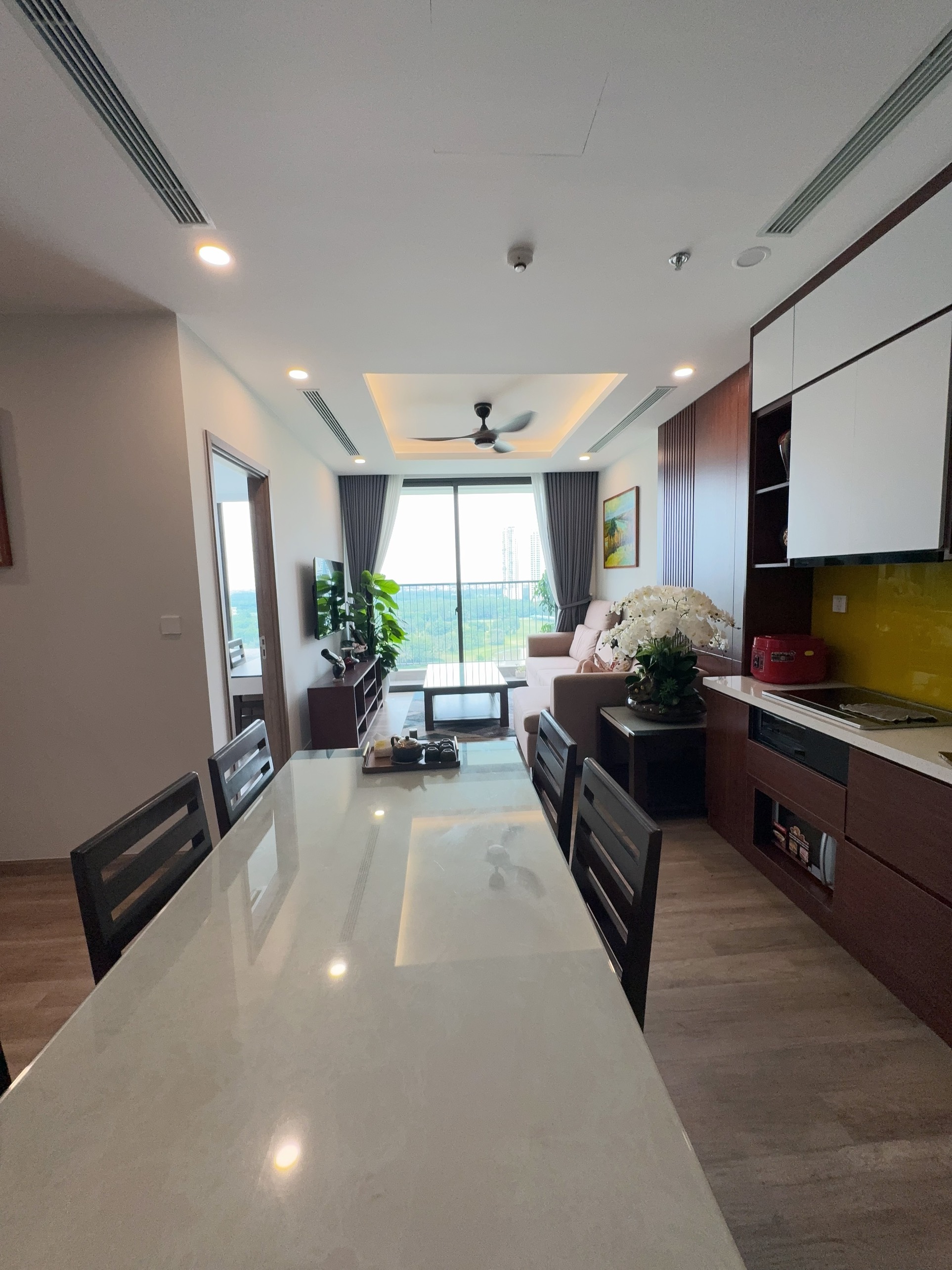 CẦN CHO THUÊ NHANH CĂN HỘ 3 PHÒNG NGỦ ĐỦ ĐỒ BÊN ONSEN ECOPARK 2
