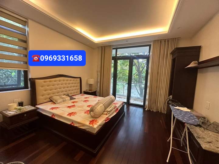 Cần chuyển nhượng căn Biệt thự song lập 216m2 xẻ khe bên khu Marina Ecopark 7