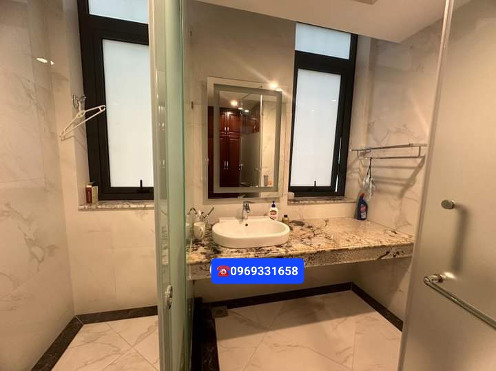 Cần chuyển nhượng căn Biệt thự song lập 216m2 xẻ khe bên khu Marina Ecopark 8