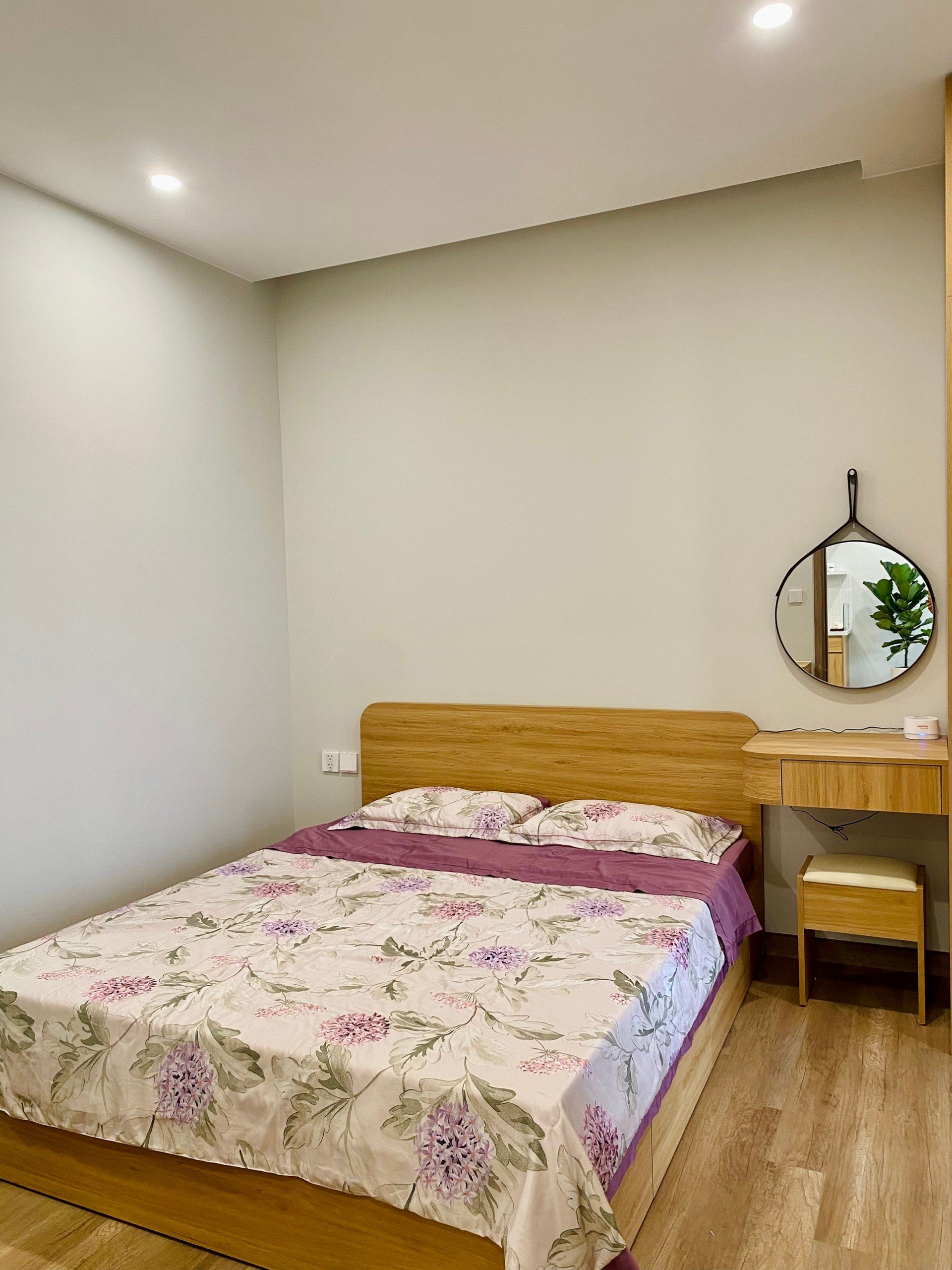 CĂN HỘ 2 PHÒNG NGỦ,ĐỦ ĐỒ ĐẸP GIÁ TỐT BÊN TÒA ONSEN ECOPARK CHO THUÊ 4