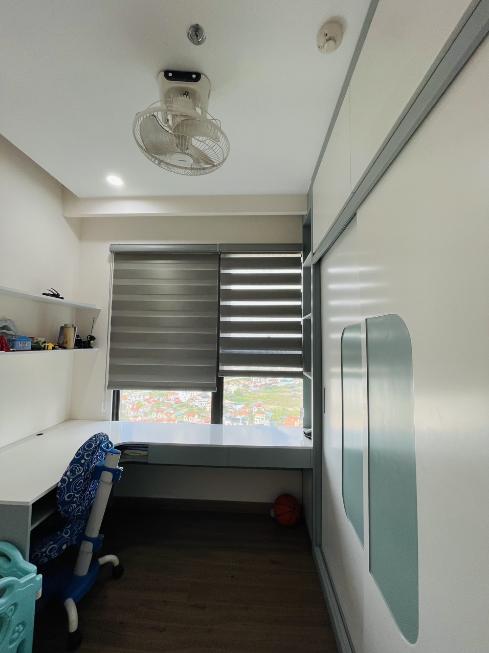 Căn hộ 3 phòng ngủ đủ nội thất giá 10 triêu tại S3 Sky Oasis 9