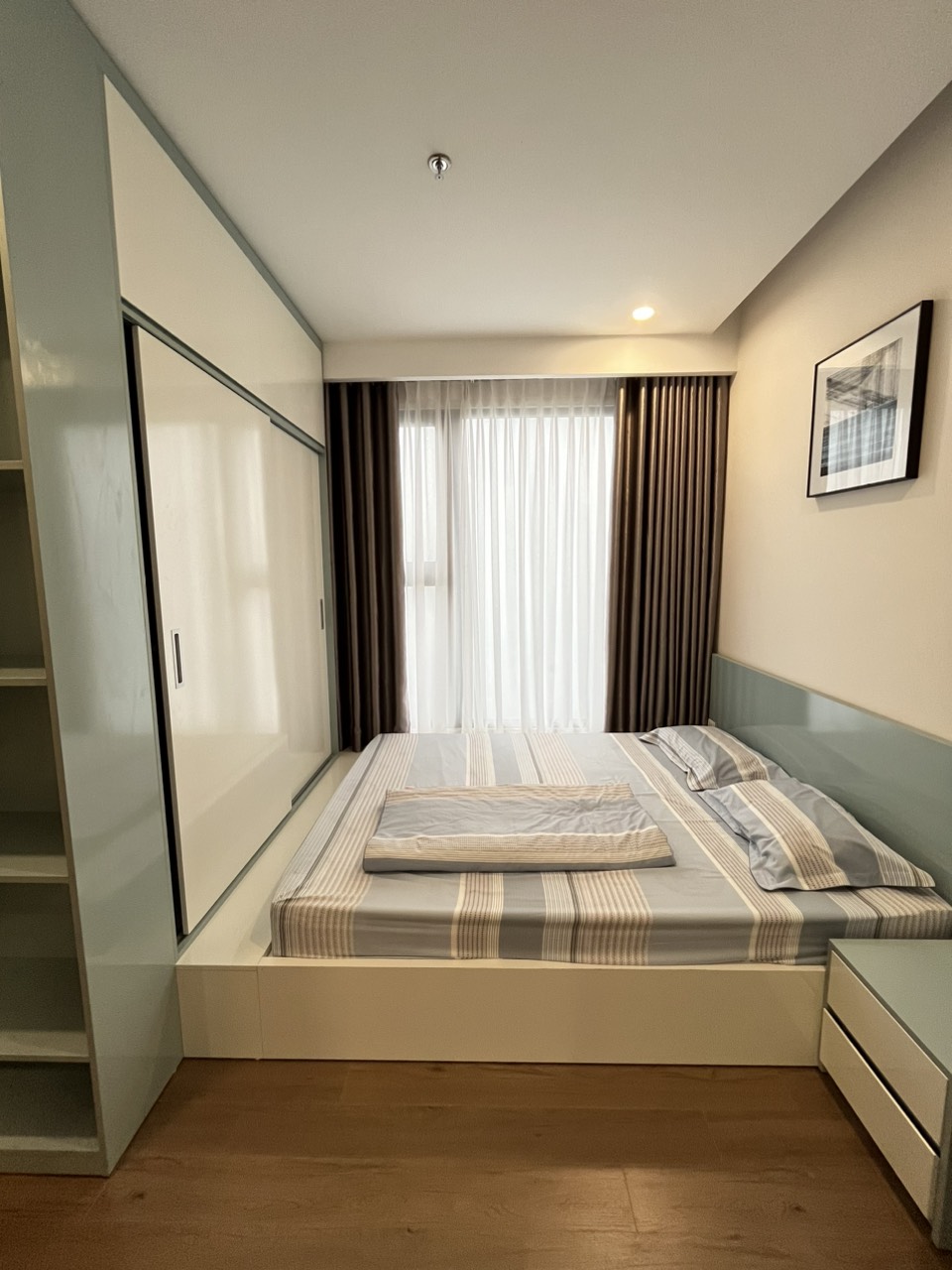 căn hộ 72m2,2pn,đủ đồ bên tòa sky oasis ecopark, văn giang cho thuê 4