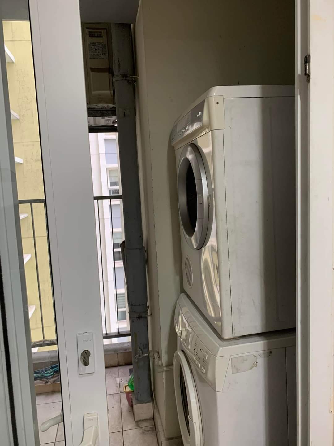 Căn hộ 92m có một số đồ tại Rừng cọ cho thuê 2