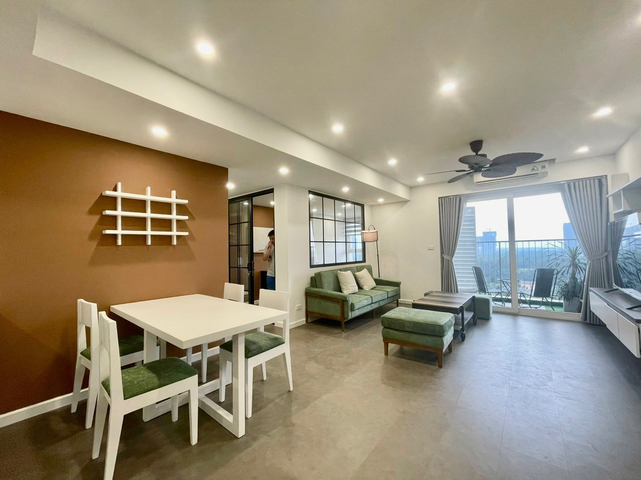Căn hộ 92m mới cải tạo tại Rừng Cọ hướng Vườn Tùng cần bán 2