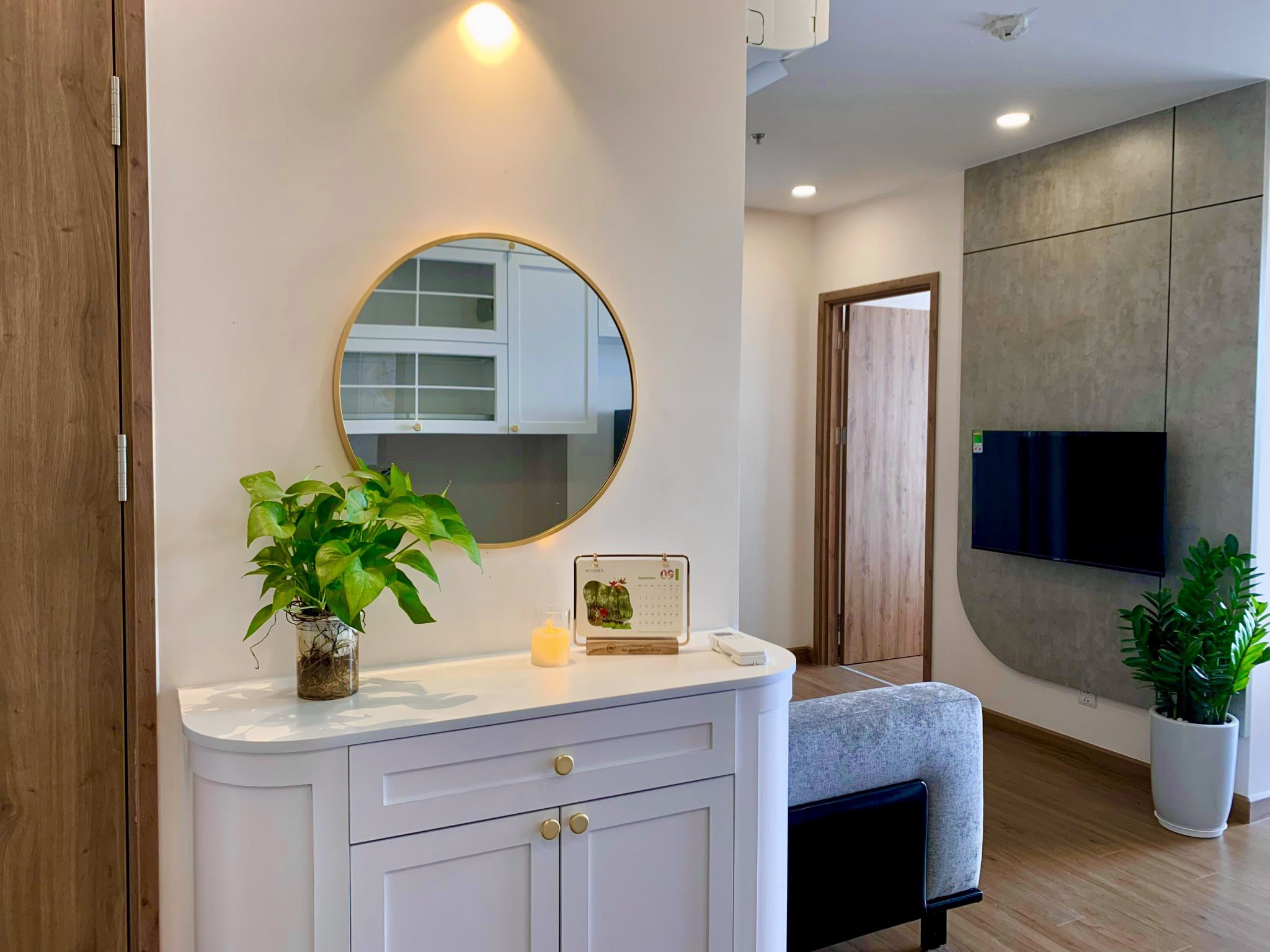 Căn hộ mới cho thuê tại sky oasis , 2 phòng ngủ 4