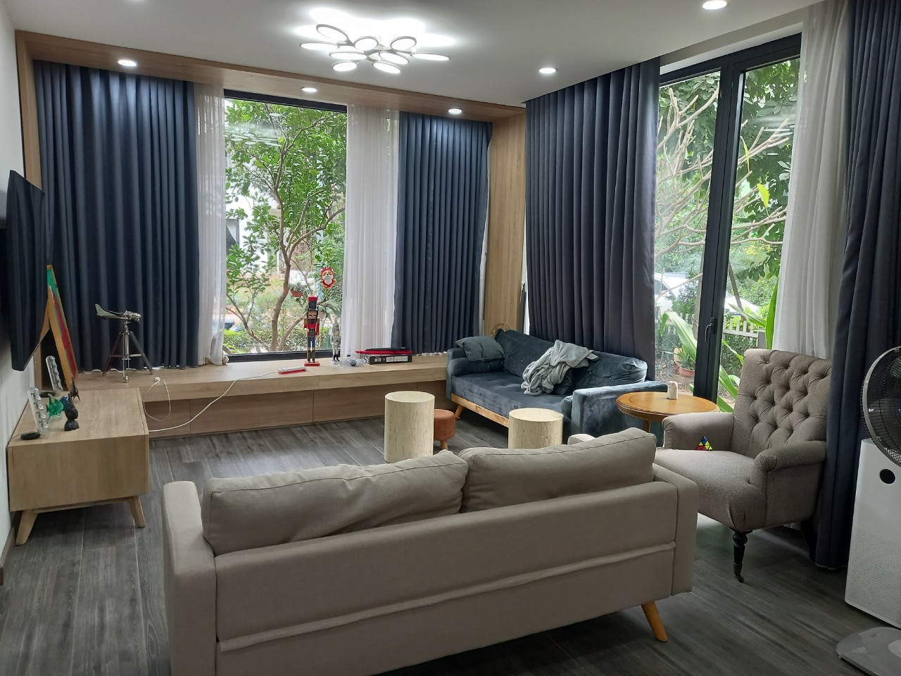 CHO THUÊ BIỆT THỰ SÂN VƯỜN 240M2 Ở KHU MIMOSA ECOPARK, HƯNG YÊN 1