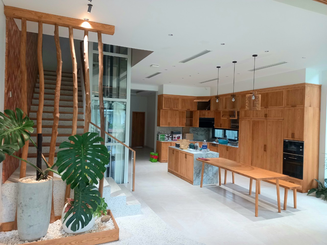 CHO THUÊ CĂN BIỆT THỰ ĐẢO 300M2,4PN,ĐỦ ĐỒ BÊN ECOPARK,HƯNG YÊN 2