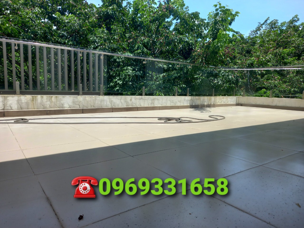 Cho thuê căn biệt thự góc sân vườn bên khu Marina Ecopark 11