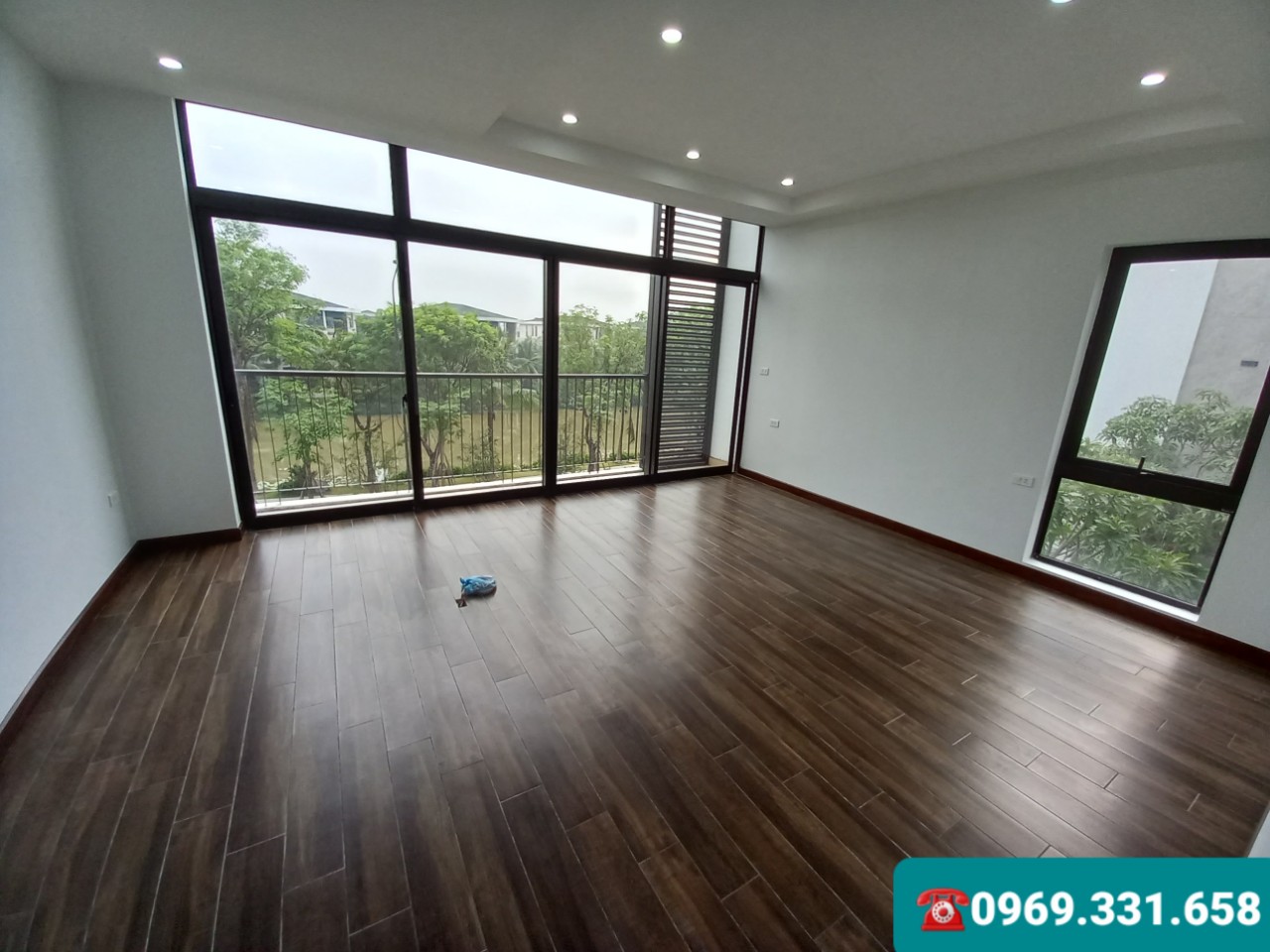 CHO THUÊ CĂN GÓC 152M2 NHÀ PHỐ VỊNH ĐẢO KĐT ECOPARK, HƯNG YÊN 5