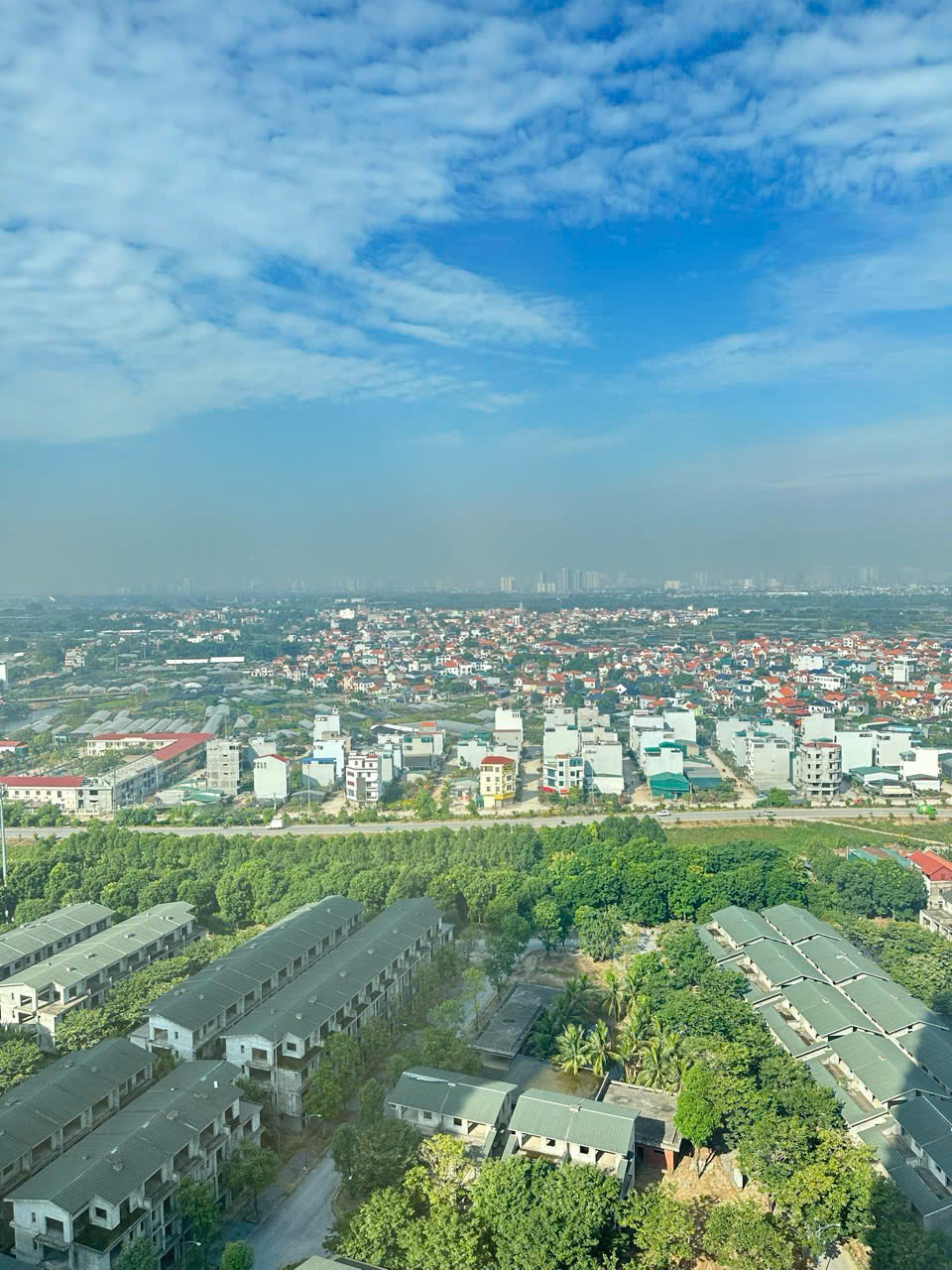 CHO THUÊ CĂN HỘ 2 PHÒNG NGỦ ĐỦ ĐỒ BÊN TÒA HAVENT PARK ECOPARK 10