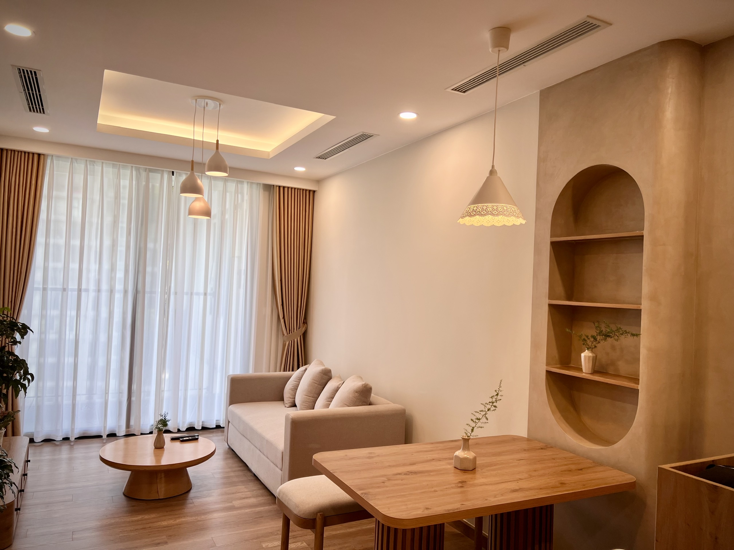 CHO THUÊ CĂN HỘ 2 PHÒNG NGỦ,ĐỦ ĐỒ BÊN TÒA ONSEN ECOPARK 3
