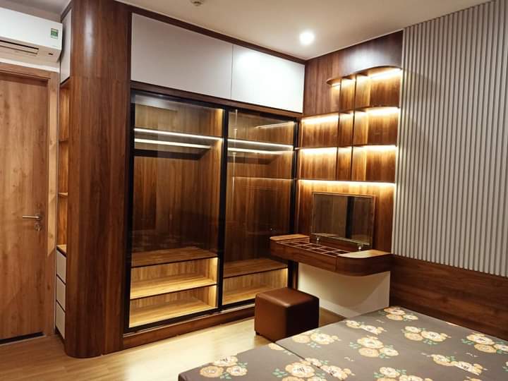 cho thuê căn hộ 68m2,2pn,full đồ bên tòa sky oasis ecopark 5