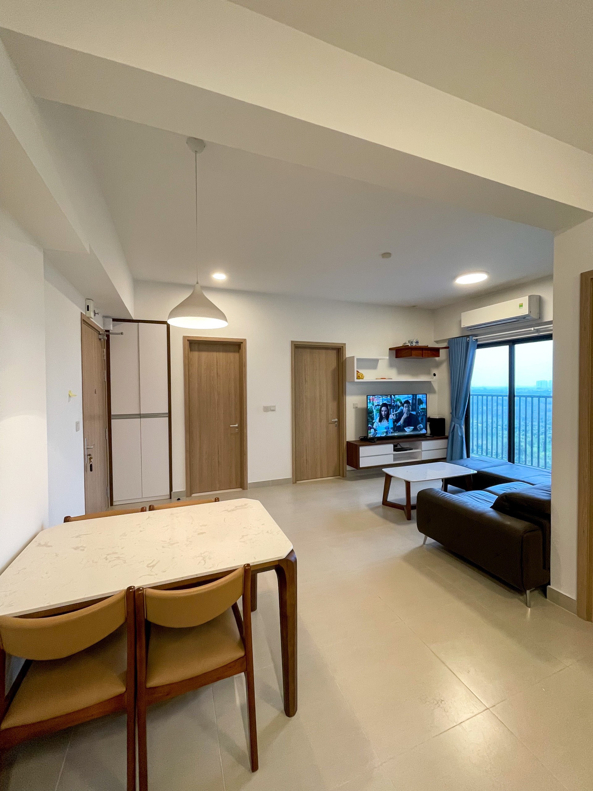 Cho thuê căn hộ 71m tại tòa Sky 1 Ecopark 1
