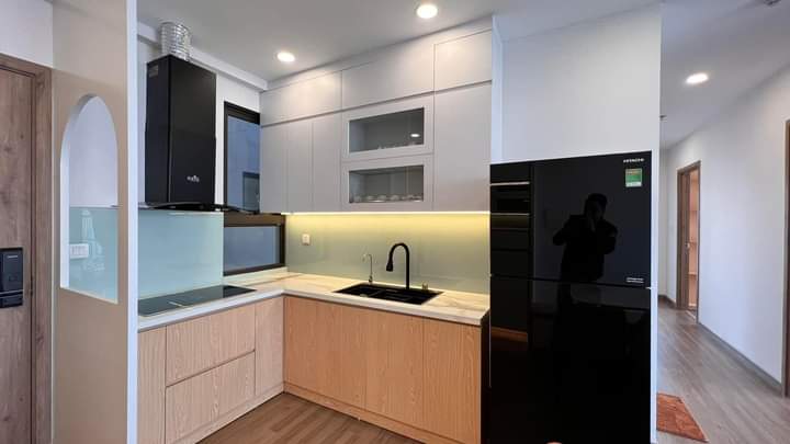 CHO THUÊ CĂN HỘ 84M2,3PN,ĐỦ ĐỒ BÊN SKY OASIS ECOAPRK.CHỈ VỚI 12 TR 2