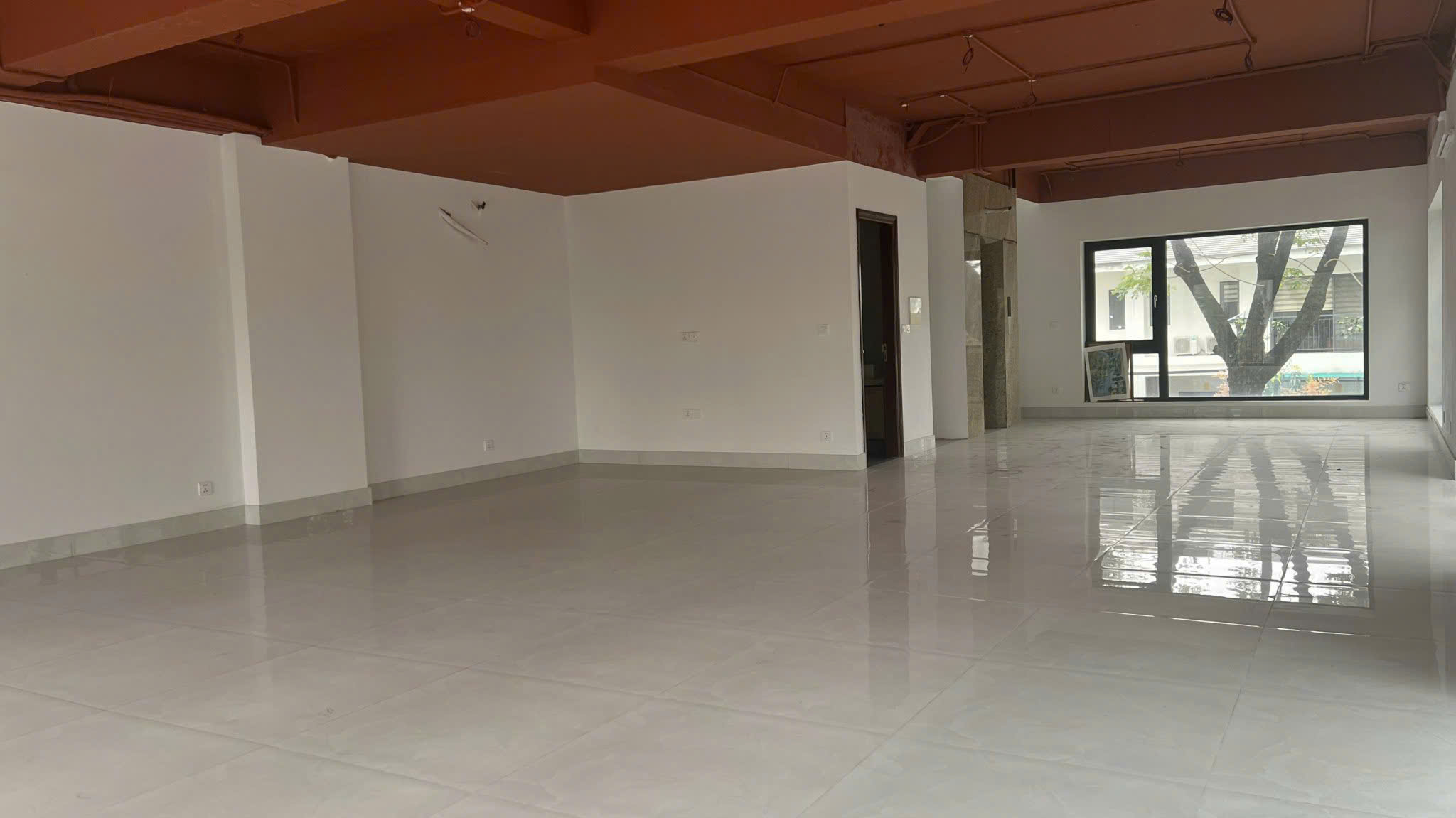 Cho thuê căn nhà phố vườn 230m2 bên Parkriver Ecopark 1