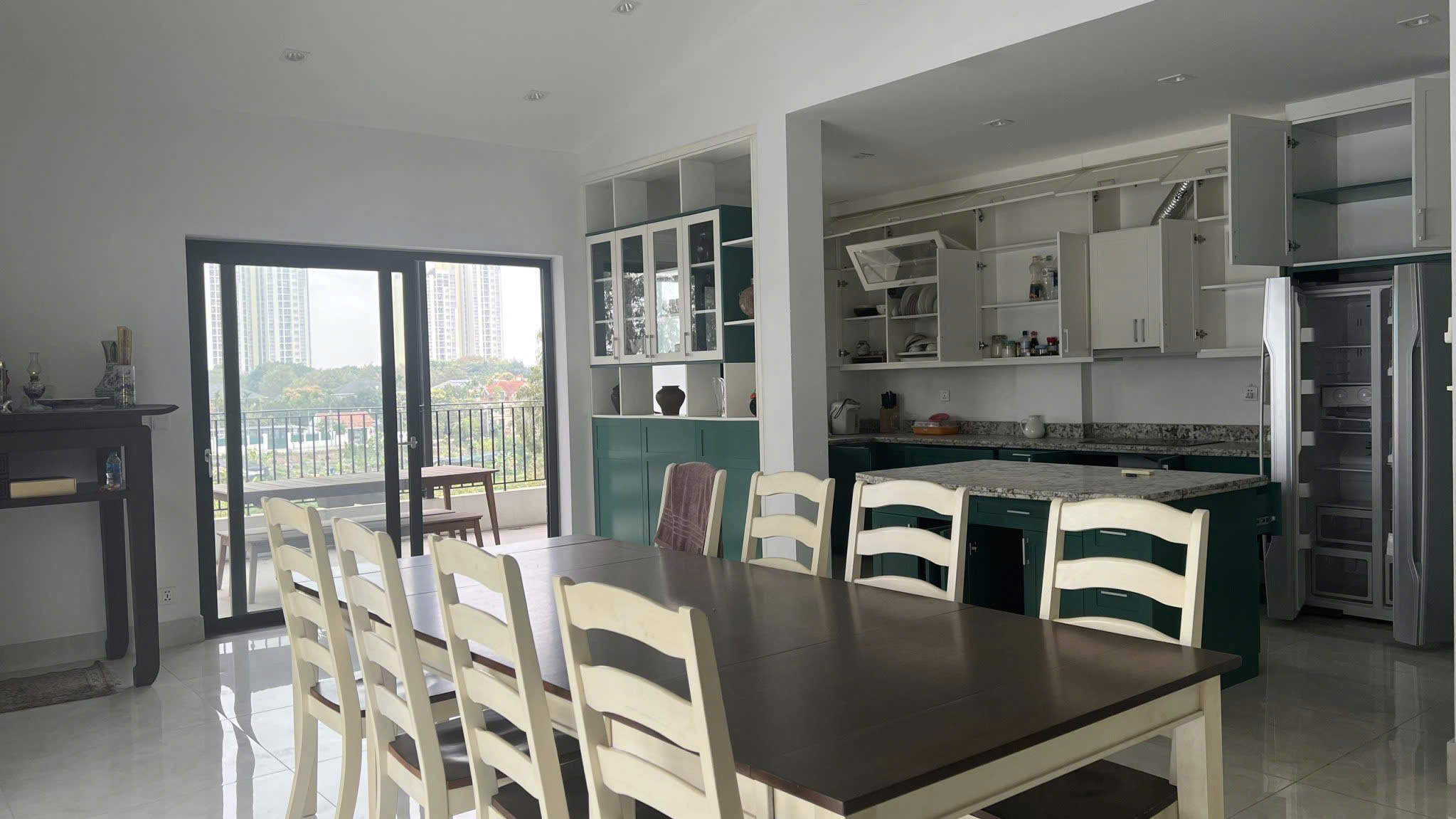 Cho thuê căn nhà phố vườn 230m2 bên Parkriver Ecopark 8