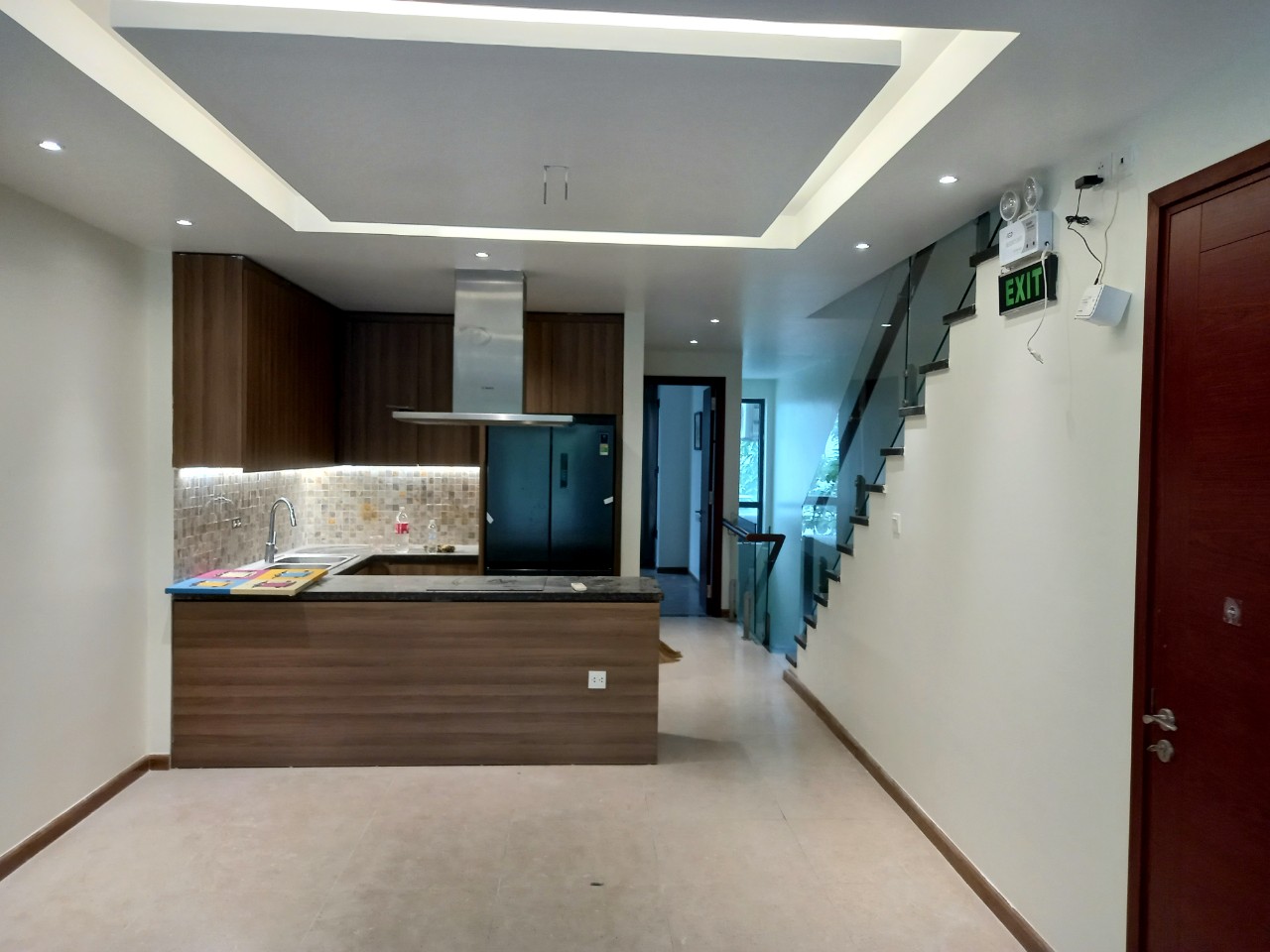 Cho thuê tầng 2,3 và 4 nhà phố Grand Marina 2