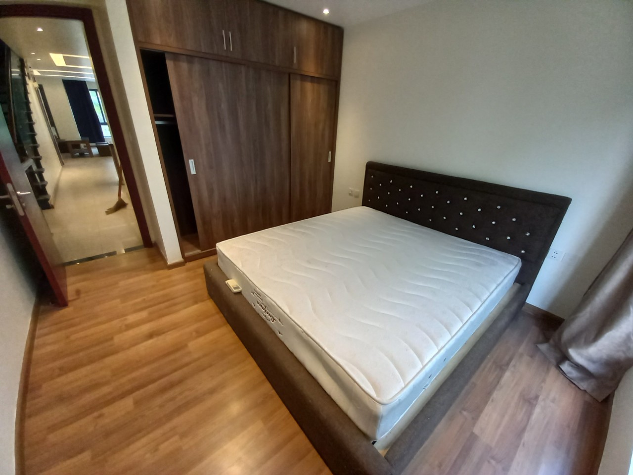 Cho thuê tầng 2,3 và 4 nhà phố Grand Marina 3