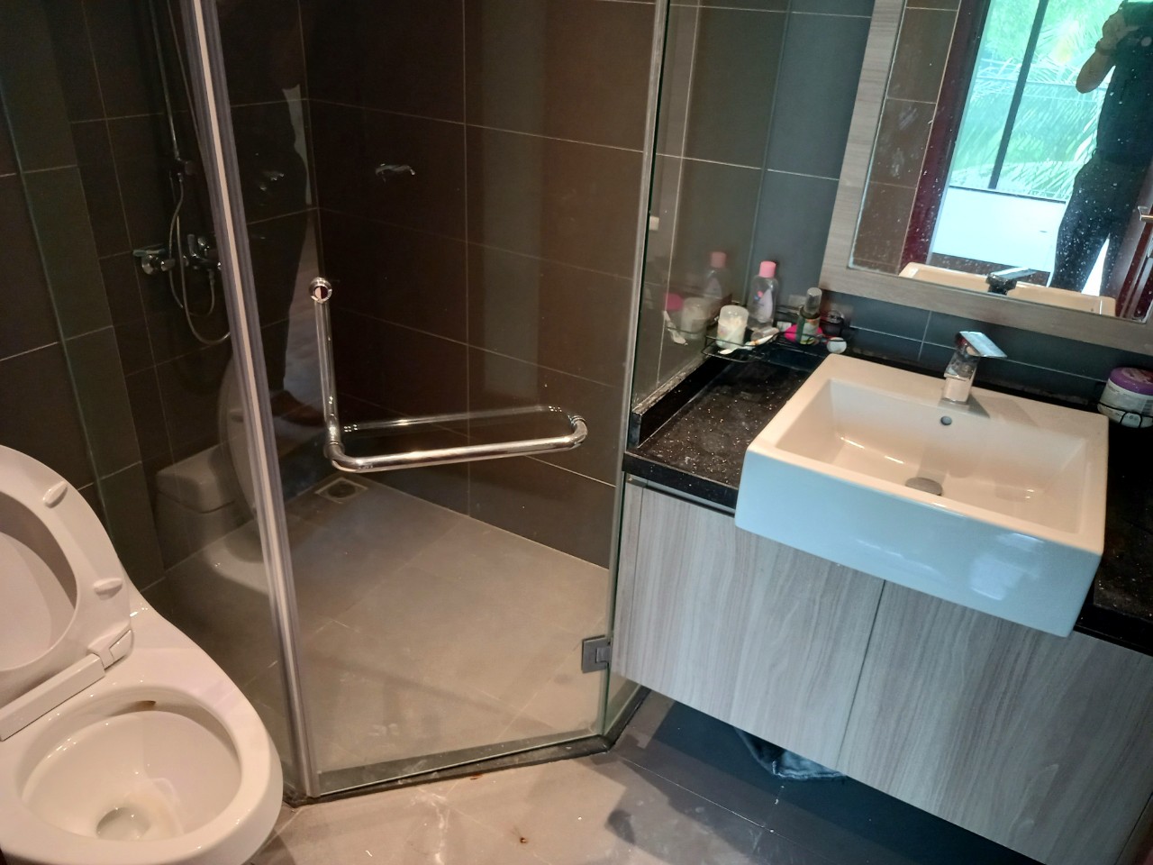 Cho thuê tầng 2,3 và 4 nhà phố Grand Marina 4