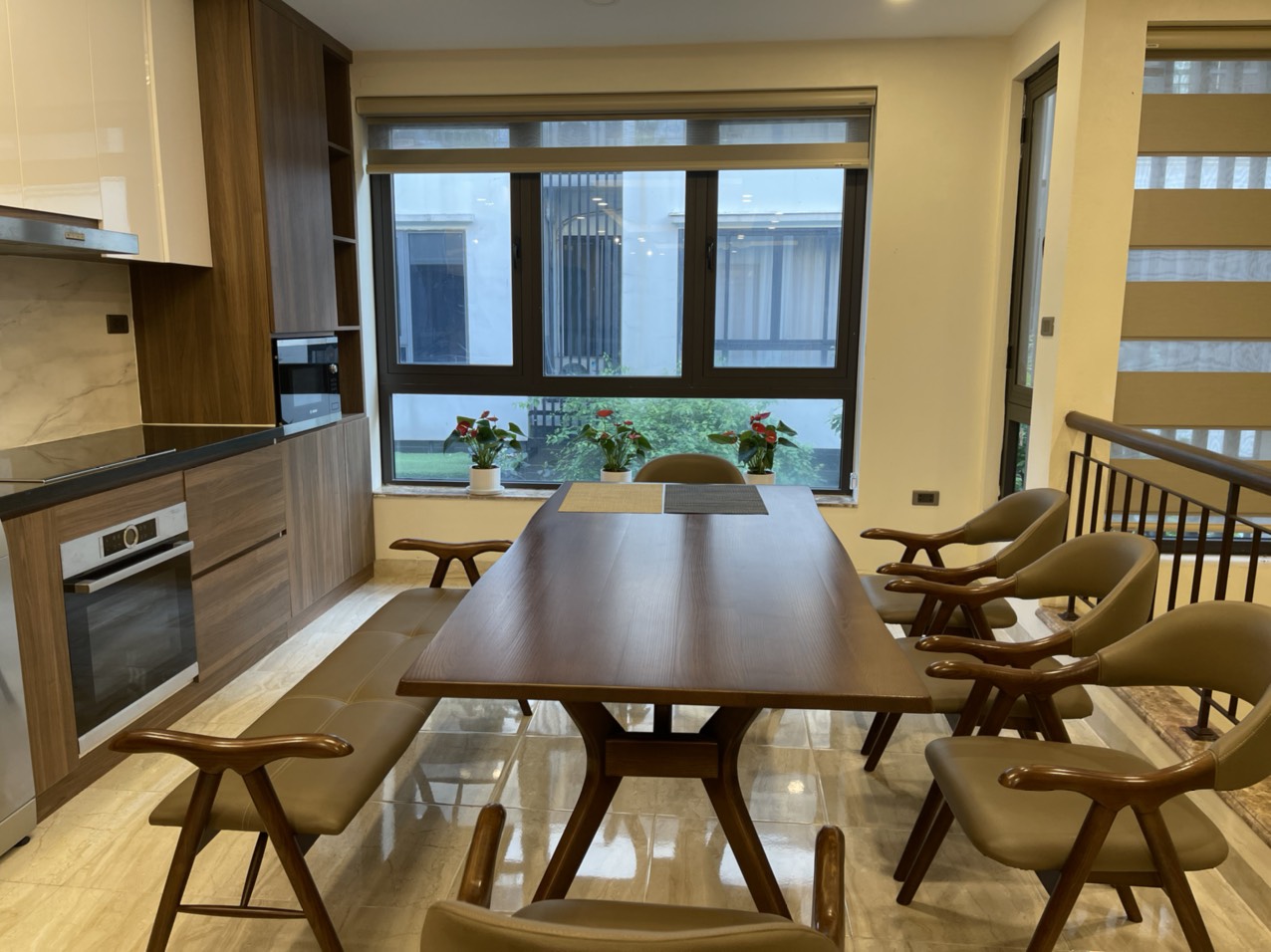 CHO THUÊ TẦNG 2,3,4 NHÀ PHỐ THỦY NGUYÊN KĐT ECOPARK, HƯNG YÊN 4