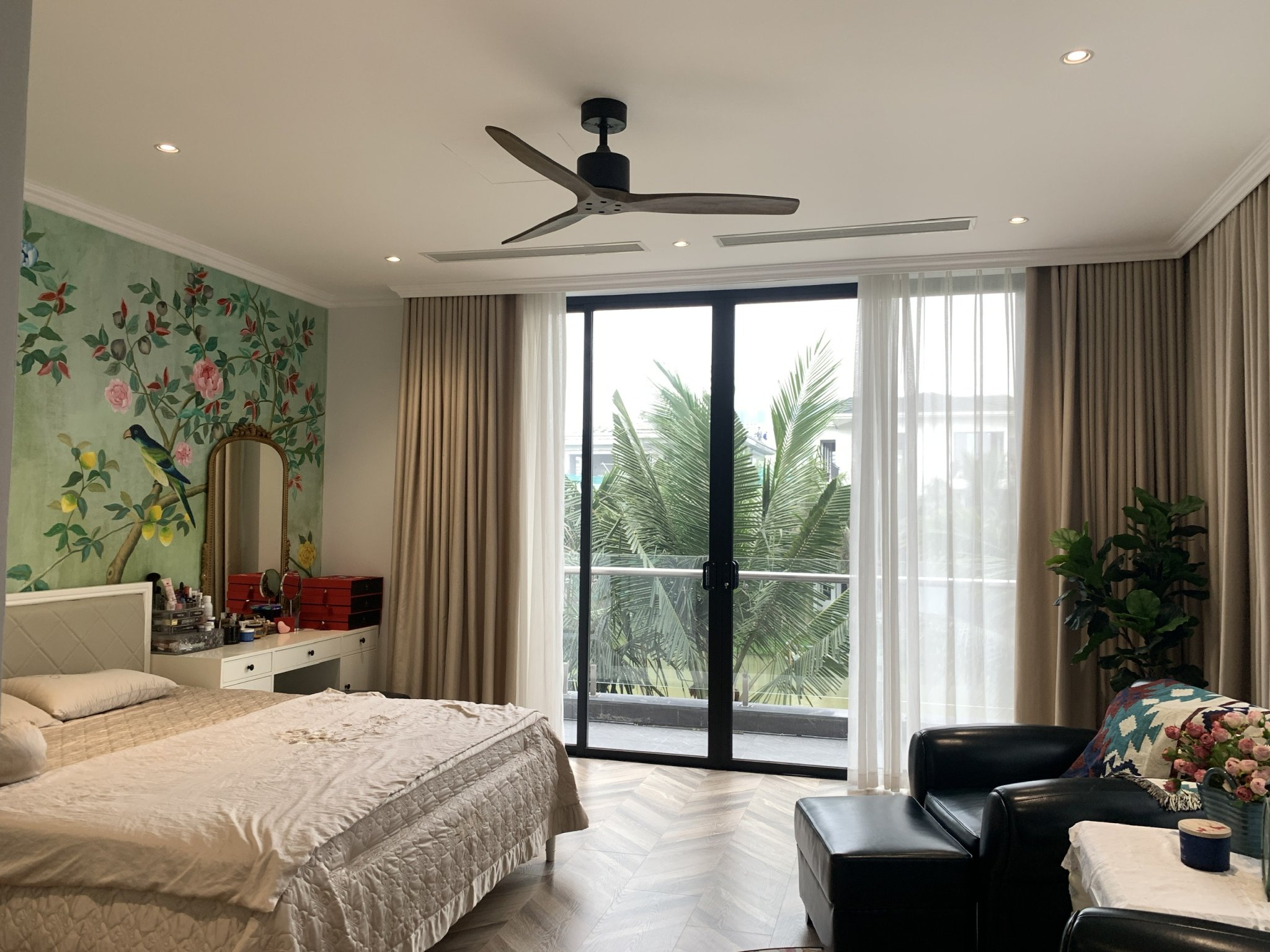CHỦ NHÀ GỬI CHO THUÊ CĂN BIỆT THỰ SÂN VƯỜN,ĐẦY ĐỦ ĐỒ BÊN KHU BT ĐẢO ECOPARK 2