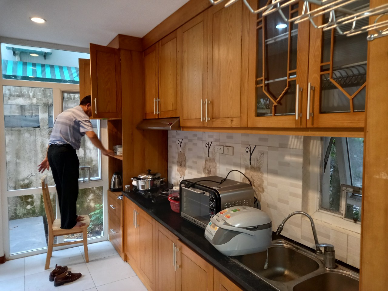 Biệt thự Vườn Tùng 3 phòng ngủ đầy đủ nội thất