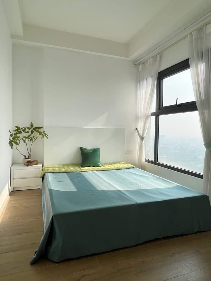 CẦN BÁN CĂN HỘ 65M2,2PN,ĐỦ ĐỒ BÊN TÒA WESBAY ECOPARK,HƯNG YÊN