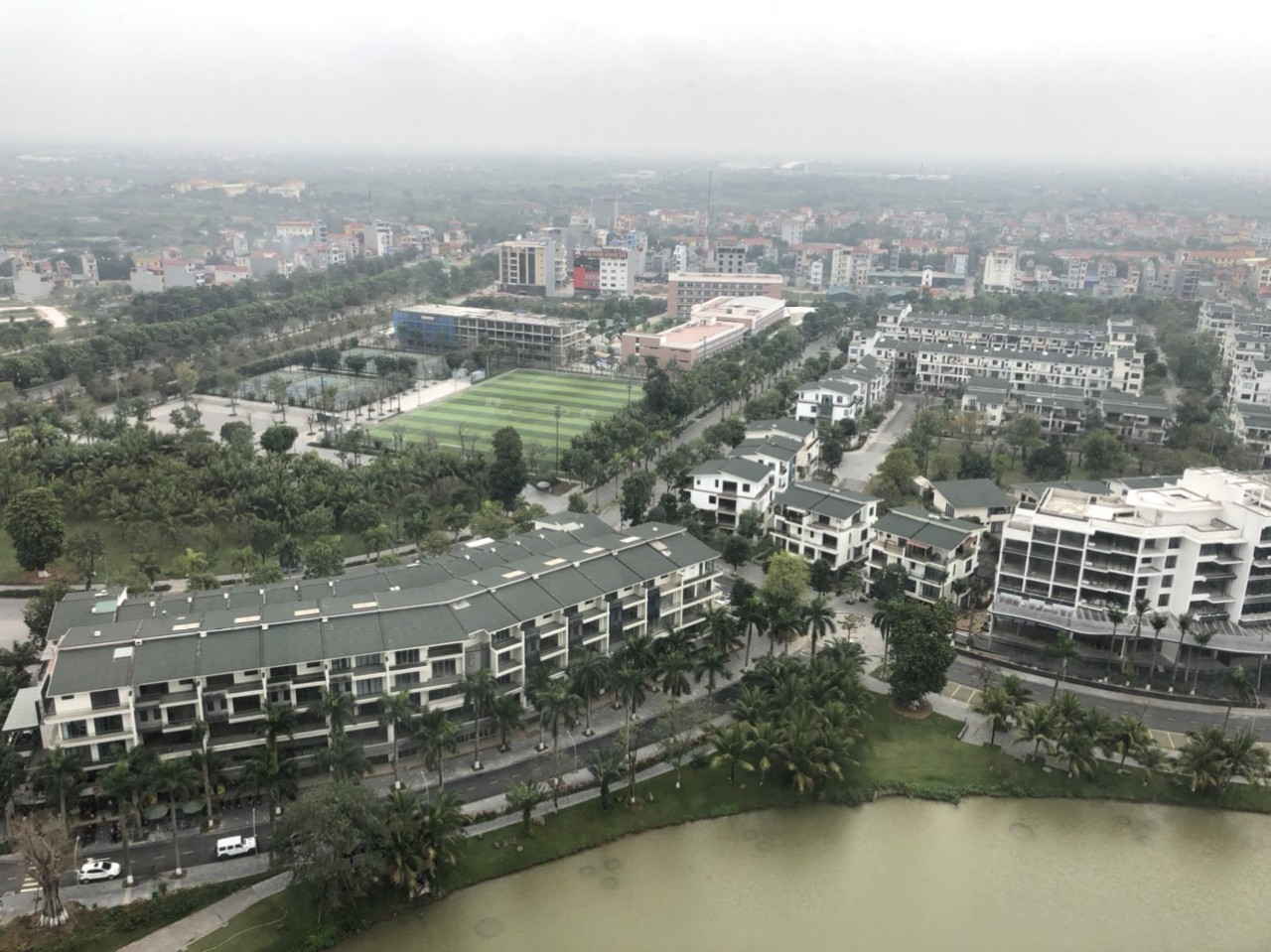 CĂN HỘ 70M2, 2PN, ĐỦ ĐỒ ĐẸP BÊN TÒA LAKE ECOPARK, HƯNG YÊN CHO THUÊ