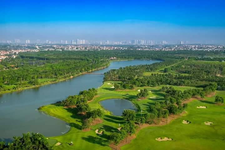 CHO THUÊ CĂN HỘ 152M2, 3PN, ĐỦ ĐỒ Ở TÒA LAKE ECOPARK, HƯNG YÊN