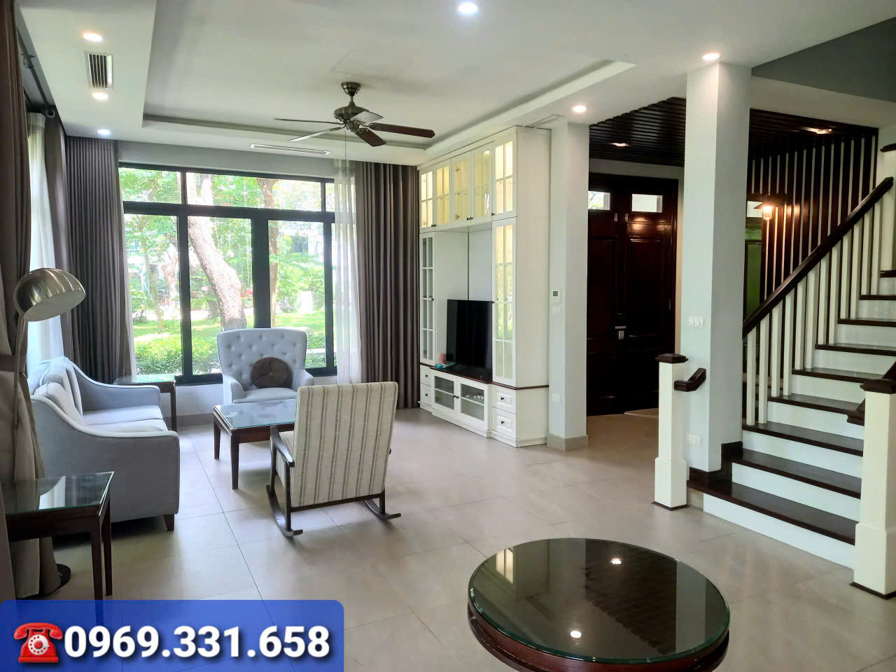 Biệt thự sân vườn rộng,3 phòng ngủ,full đồ. giá rẻ bên khu Marina Ecopark cho thuê