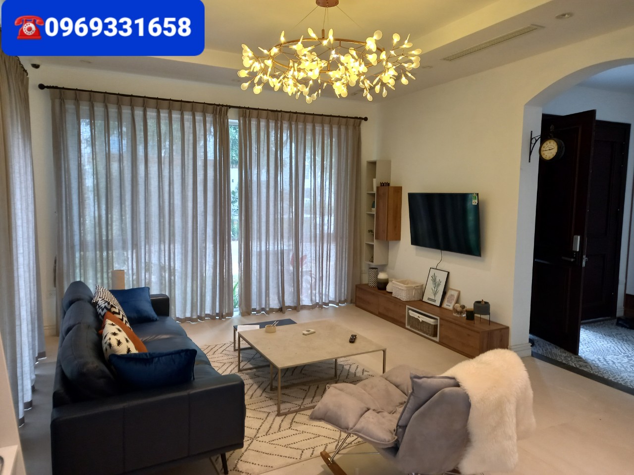 BIỆT THỰ SONG LẬP 4 PHÒNG NGỦ, ĐẦY ĐỦ ĐỒ ĐẸP BÊN KHU PARK RIVER ECOPARK CẦN CHO THUÊ