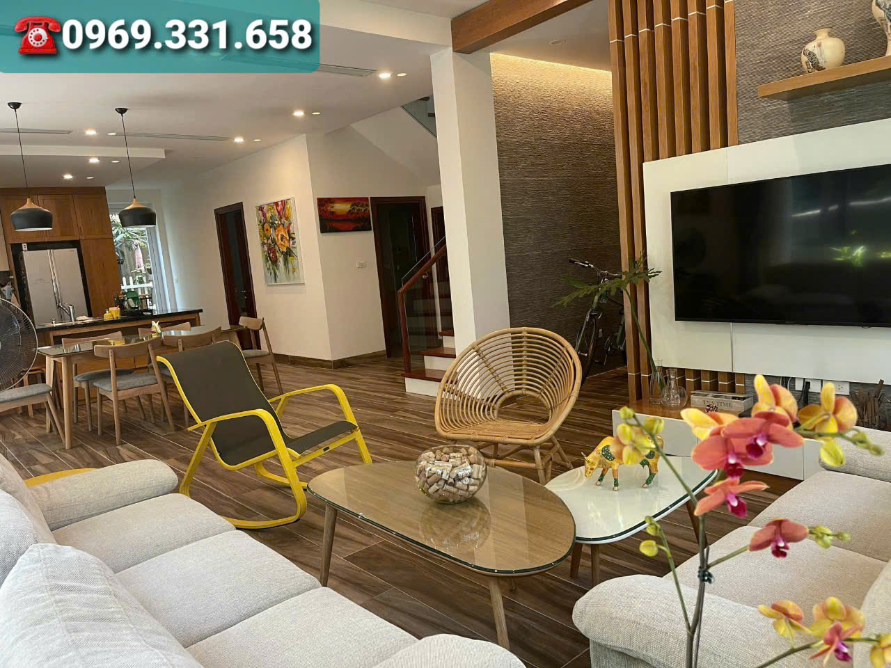 Cần cho thuê căn Biệt thự song lập đầy đủ đồ đẹp bên Mimosa Ecopark